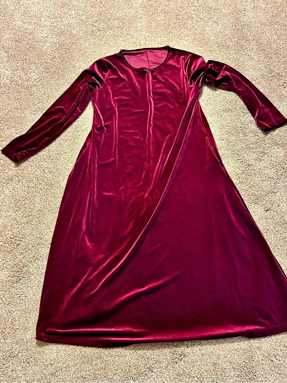 Velveteen Maxi Dress in Burgundy Size XL